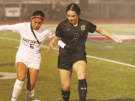 Lady Jags shutout Hornets
