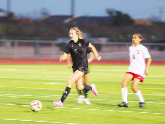 Lady Jaguars shutout Rockets