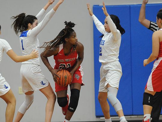Lady Lobo hoops excels on offense in 52-34 win