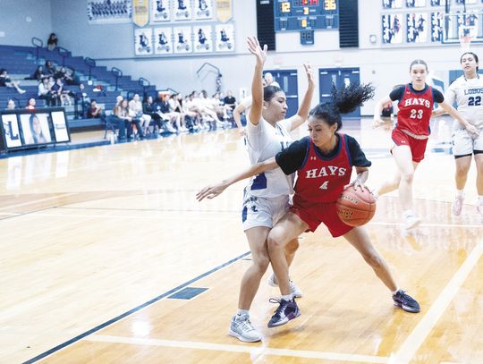 Lady Lobos defeated by Hawks