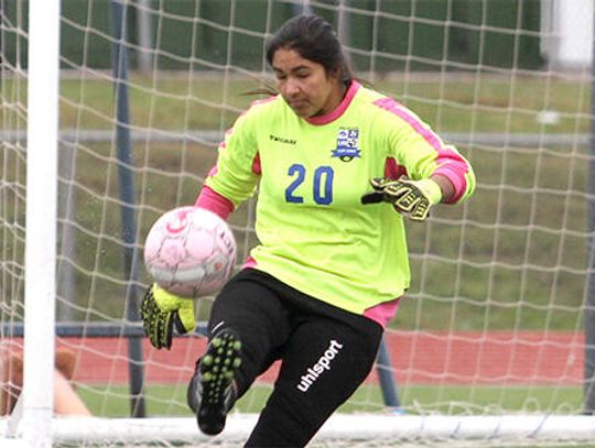 Lady Lobos welcome youth as season nears