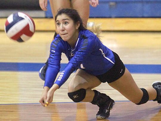 Lady Lobos win final non-district match over Manor
