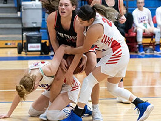 Lady Rebs can’t hold back the Cavaliers