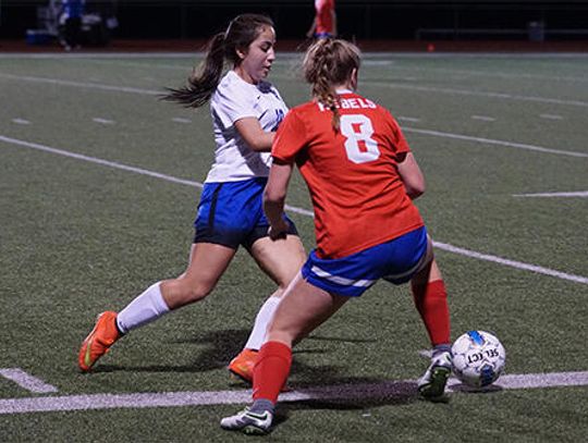 Lady Rebs overwhelm Lehman 4-2