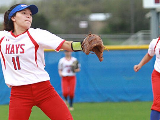 Lady Rebs top Lobos 12-2 in rivalry game