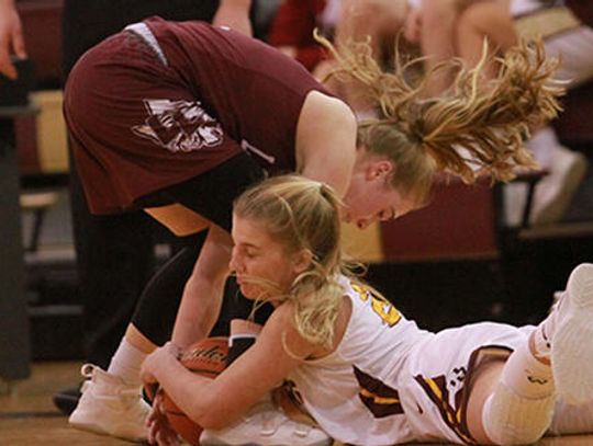 Lady Tigers blowout Lockhart in 65-35 win