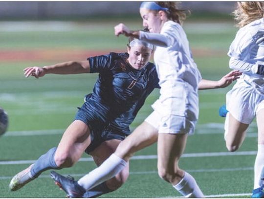 Lady Tigers remain undefeated with 4-1 win