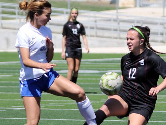 Lady Tigers soccer wins district title