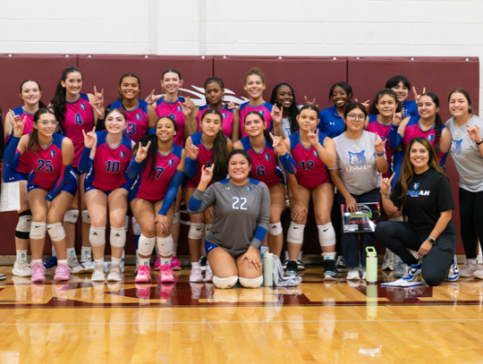 Lehman Lady Lobos best Lockhart Lions