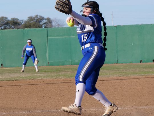Lehman Lobos take home 5 wins at tourney