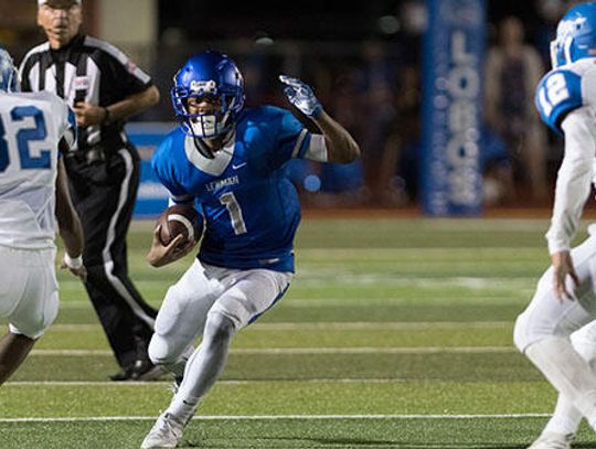Lobo football falls to SA Jay 33-17