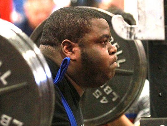 Lobo lifters collect first place finishes at powerlifting meet
