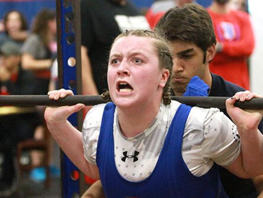 Lobo, Rebel powerlifters earn honors