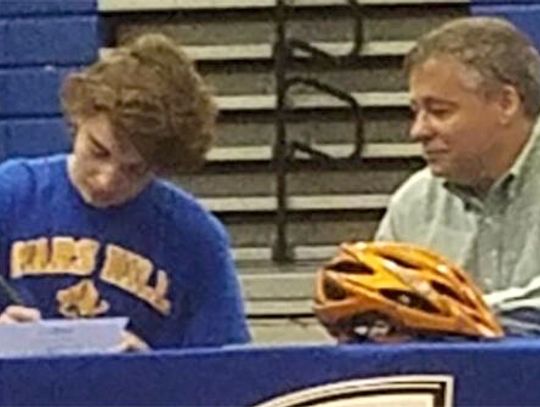 Lobo signs scholarship for cycling team