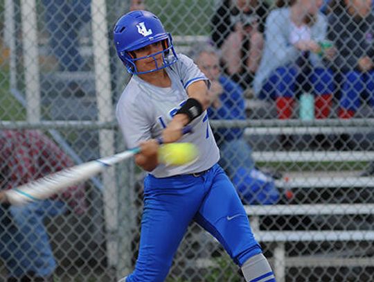 Lobo softball takes win against Westlake in extra innings