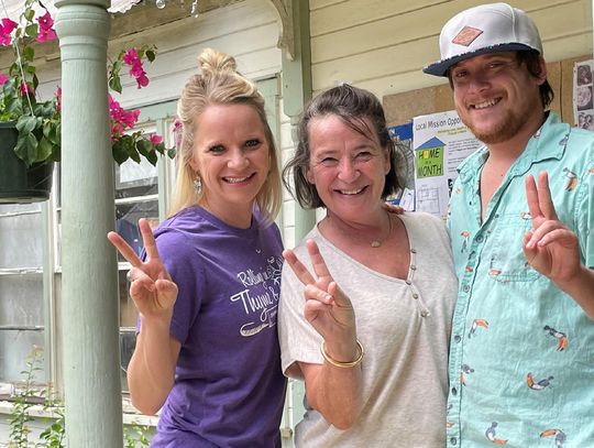 Local fruit stand turned bakery celebrates 18 years