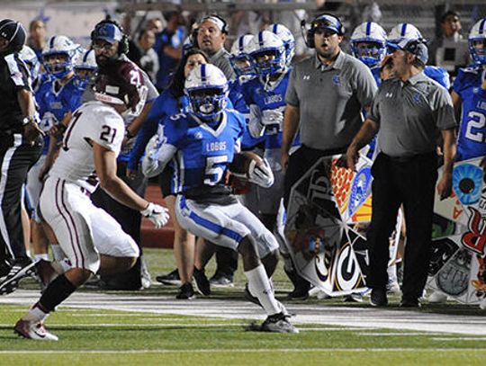 Maroons spoil Lobo homecoming 38-14