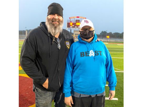 Middle schoolers show support for one of their own