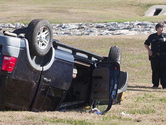 Minor injuries follow rollover