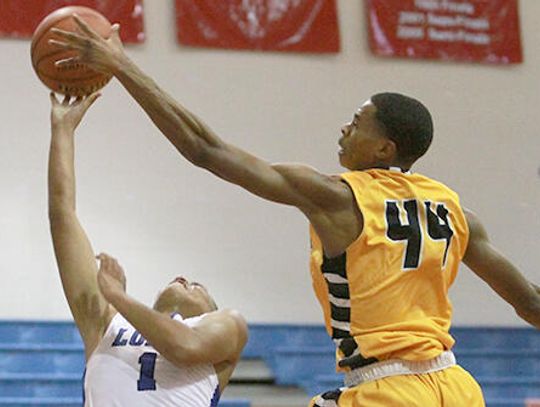 Momentum drives Lobo hoops toward district play