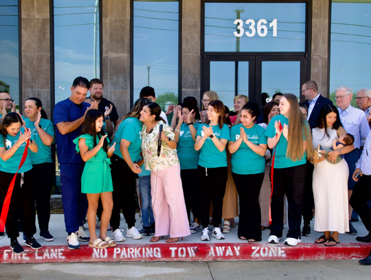 New dentist office cuts ribbon in Buda