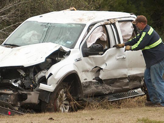 Non-fatal accident shuts down U.S. 290