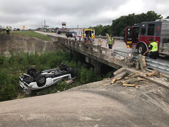 One injured in rollover accident in Kyle