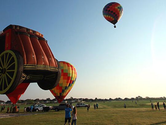 Pie in the Sky: A lot of hot air rises over Kyle in inaugural festival