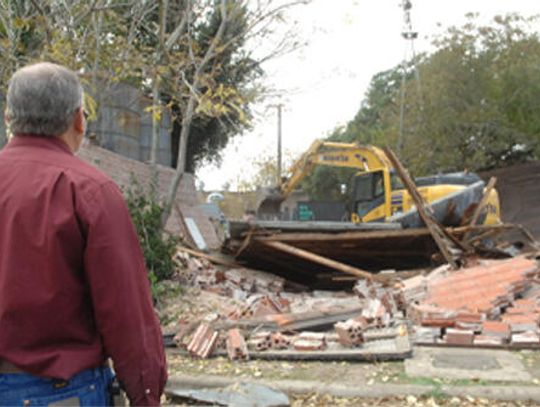 Piece of Buda history collapses into rubble