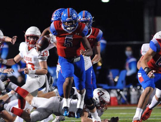 Quarterback Hill powers Hays past Rangers in bi-district playoff