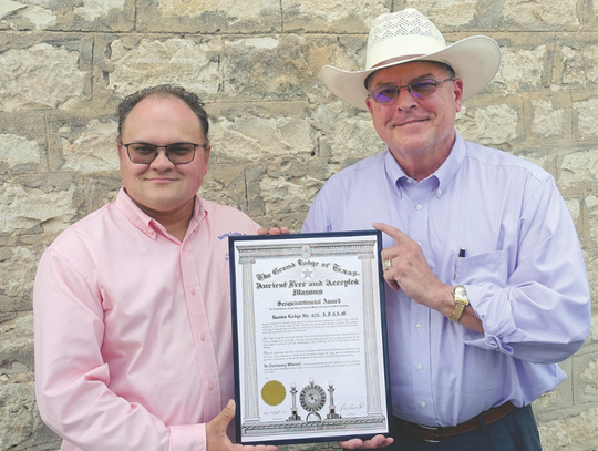 Rambo Masonic Lodge presents Sesquicentennial Award