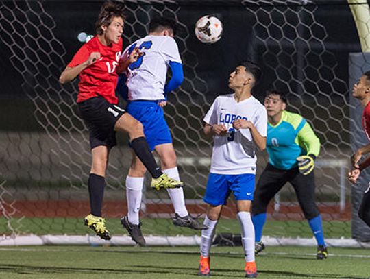 Rangers topple Lobos 2-0