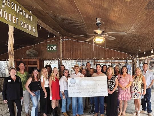 Real estate professionals donate $1,000 to Patriots’ Hall