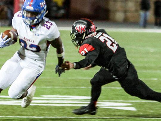 Rebels improve playoff chances with 45-37 win over Vista Ridge