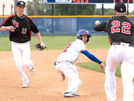 Rebels wrangle the Rangers 9-8