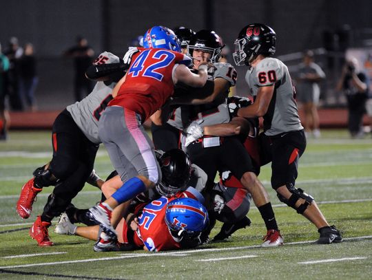 Rebs outlast Bowie in wild 35-34 win
