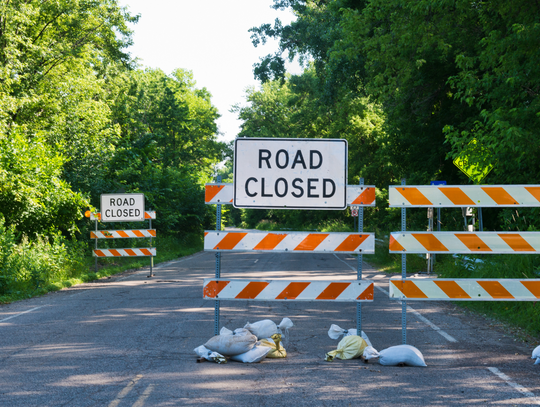 Single-lane closure on Yarrington Road