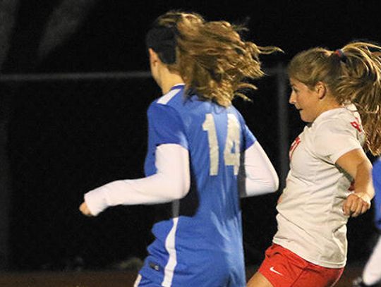 Steady as they go: Lady Rebs pound Leander 4-1