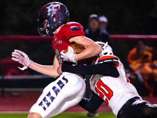 Texans clinch playoff berth with 48-27 win over Llano