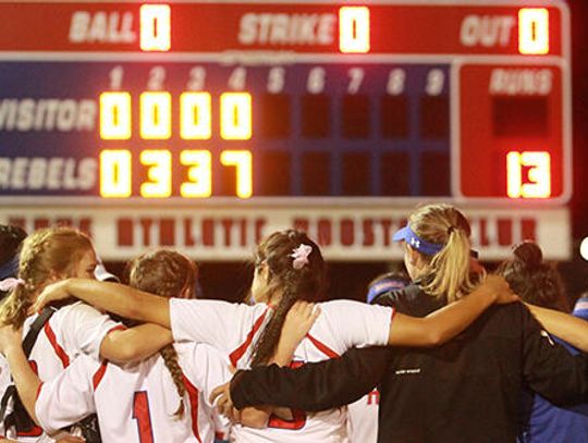 The big 10: Top moments that defined Hays CISD athletics in 2016-2017