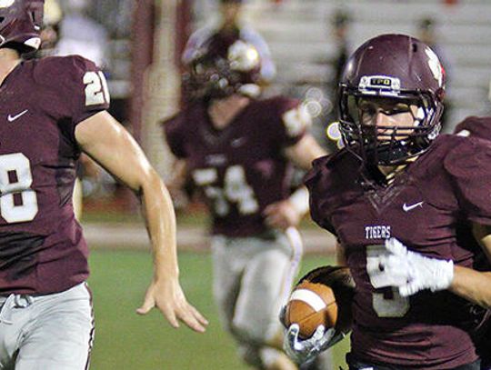 Tigers pummel Seguin, maintain perfect record