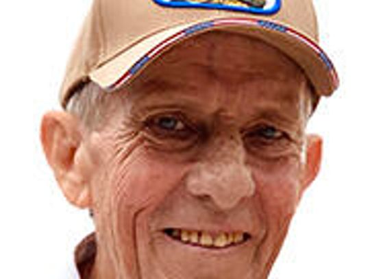 Tom Philip Dahlstrom (1954-2021)