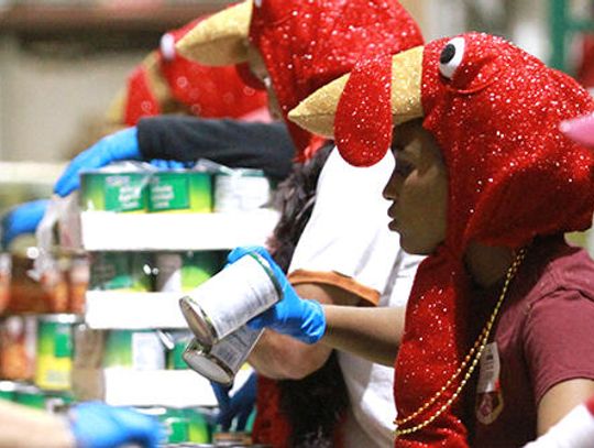 Turkeys tackle hunger in Buda