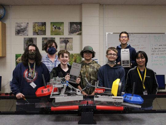 Wallace MS robotics team qualifies for World Championship