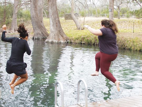 Wimberley plunges into the new year