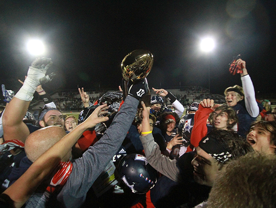 Wimberley shocks Cuero to reach state semifinals
