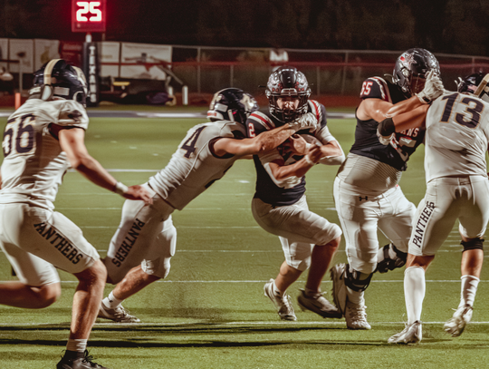 Wimberley Texans open district play with a win