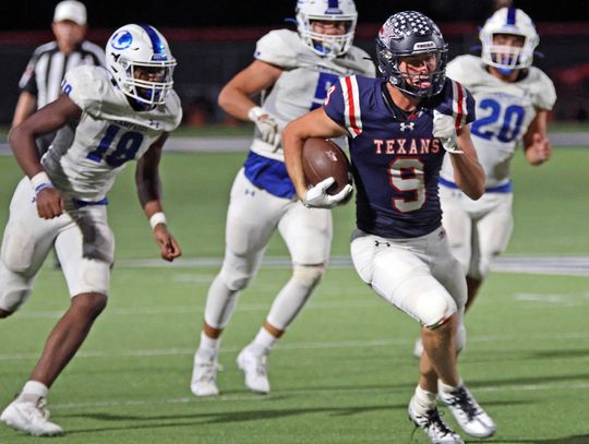 Wimberley Texans prevail over Lampasas