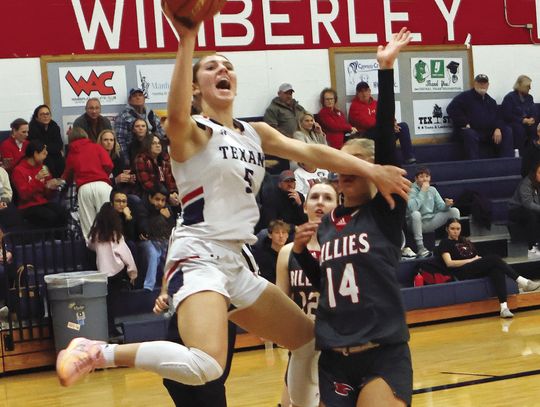 Wimberley Texans topped by Billies