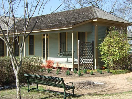 Wimberley writer donates Southwestern collection